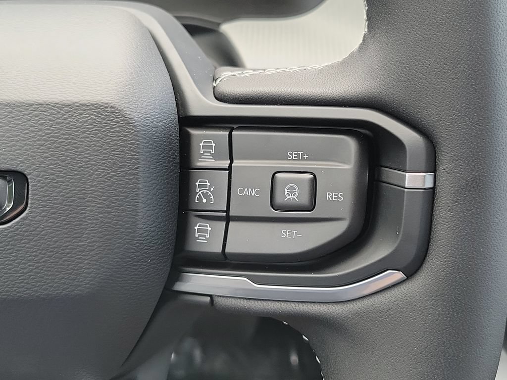 New 2026 Jeep Cherokee Laredo AWD/4WD image 15