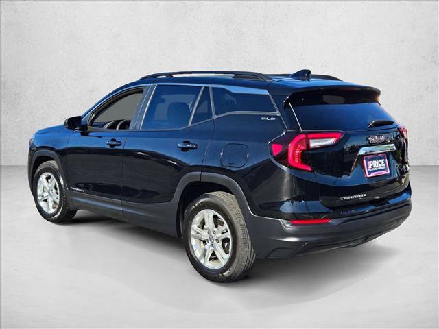 Used 2023 GMC Terrain SLE w/ Driver Convenience Package FWD image 8