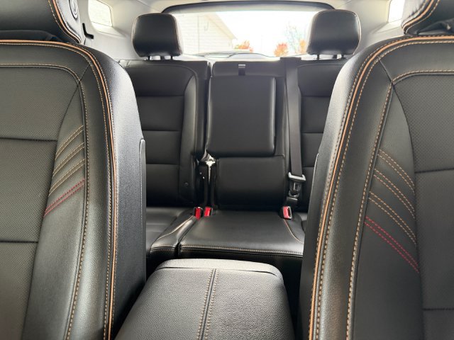 Used 2024 GMC Terrain AT4 w/ Tech Package AWD/4WD image 32