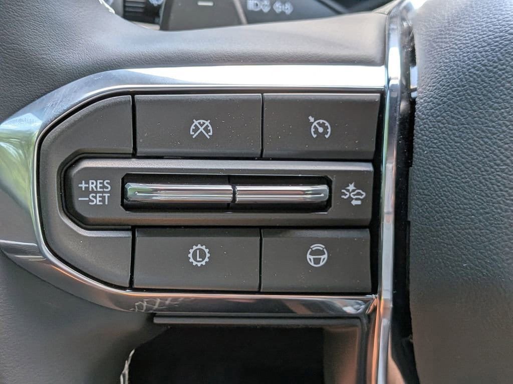 New 2026 GMC Acadia Denali w/ Super Cruise Package FWD image 27