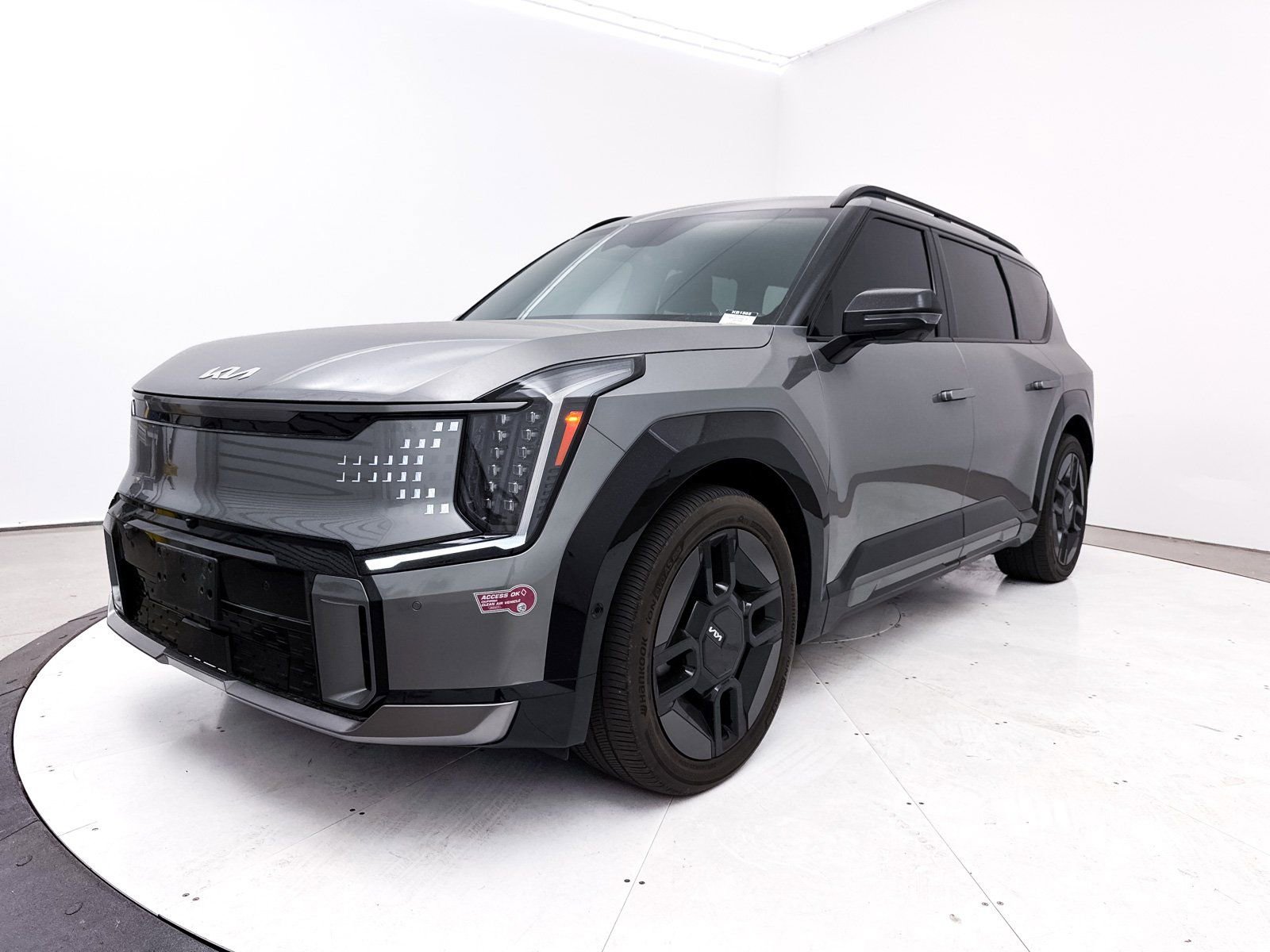 Used 2024 Kia EV9 GT-Line image 14