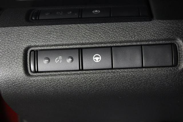 Certified 2024 Nissan Pathfinder SV w/ Black Appearance Package FWD image 24