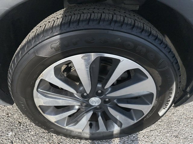 Used 2021 Buick Encore Preferred image 24