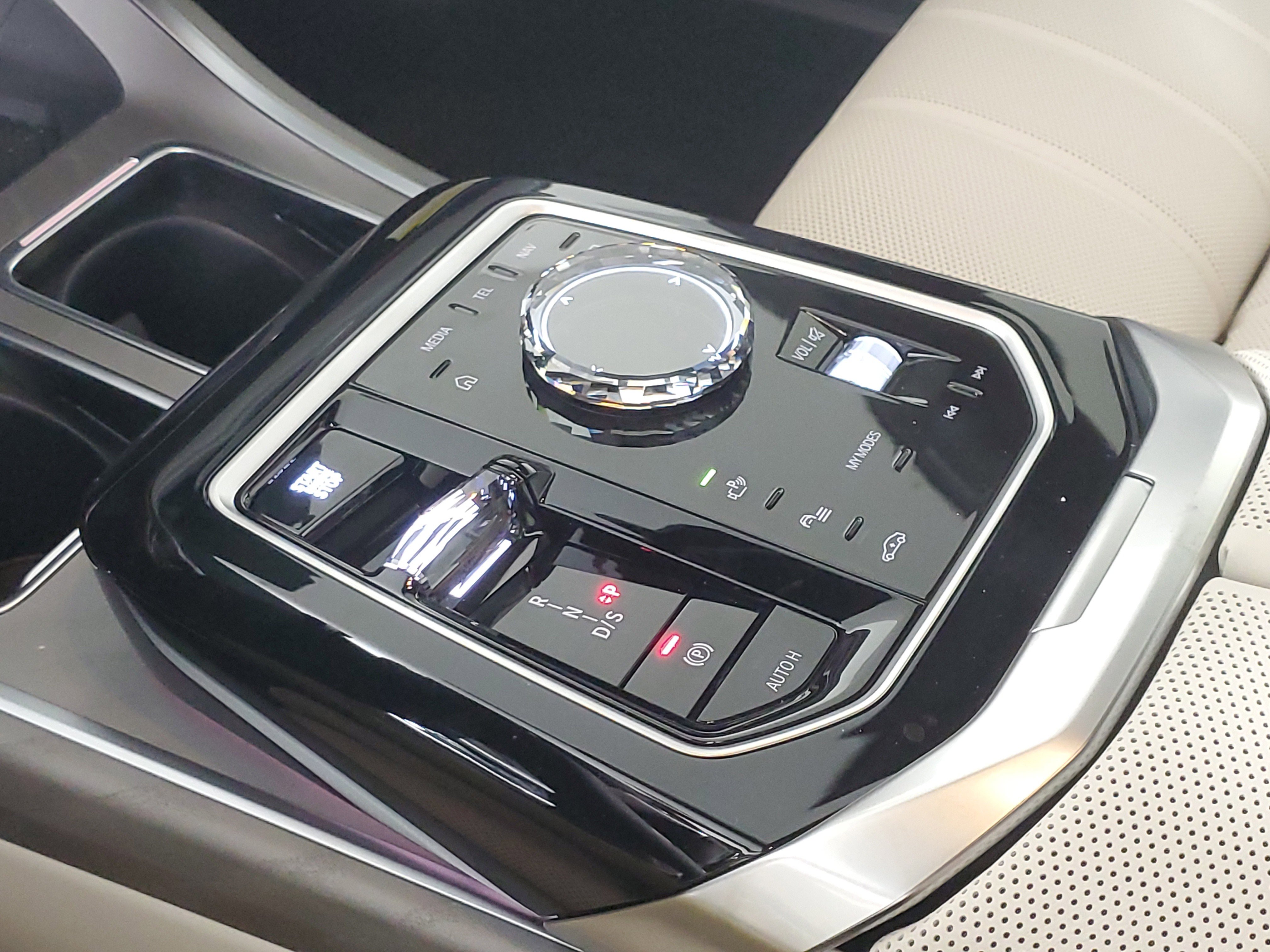 New 2026 BMW 740i xDrive image 22