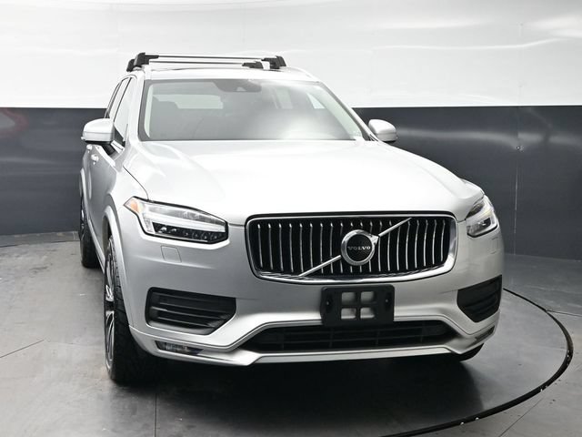 Used 2022 Volvo XC90 T6 Momentum w/ Climate Package AWD/4WD image 2