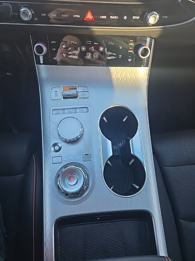 Used 2026 Genesis GV70 2.5T Sport Prestige image 17