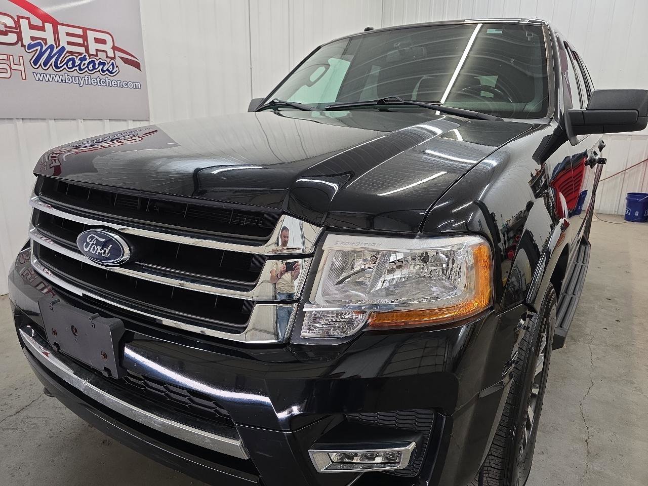 Used 2016 Ford Expedition XLT AWD/4WD image 4