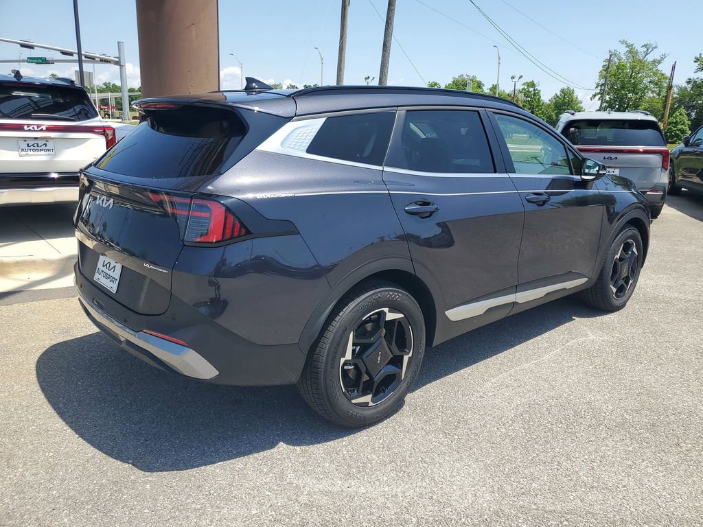 New 2026 Kia Sportage EX FWD image 4