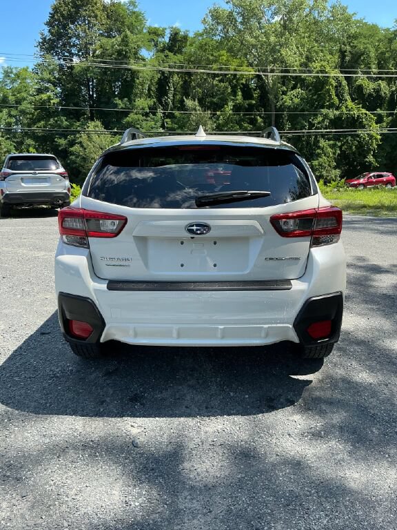 Certified 2021 Subaru Crosstrek 2.0i Premium w/ Moonroof Package AWD/4WD image 4