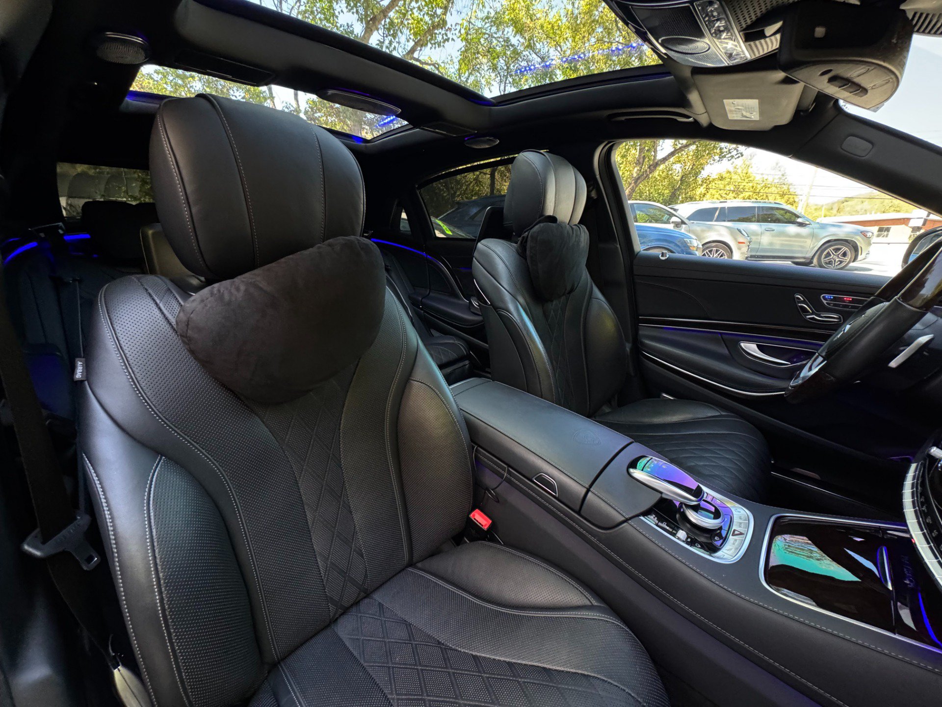 Used 2020 Mercedes-Benz Maybach S 650 image 17