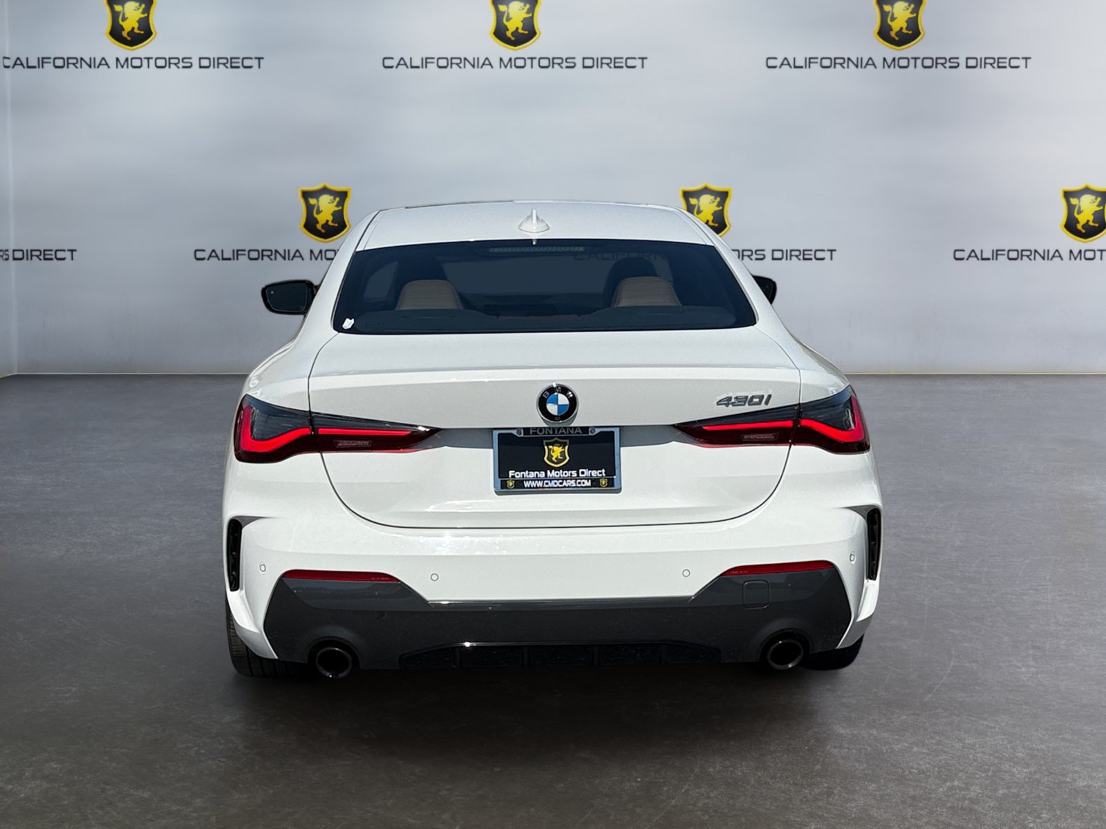 Used 2021 BMW 430i Coupe w/ M Sport Package RWD image 4