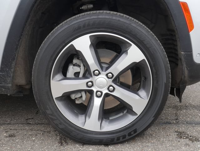 Used 2023 Jeep Grand Cherokee 4WD 4xe w/ Luxury Tech Group II image 14