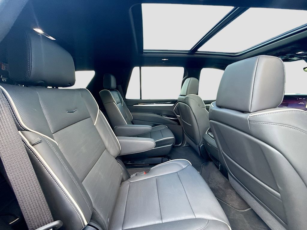 New 2026 Cadillac Escalade Sport w/ LPO, ONYX Package image 30