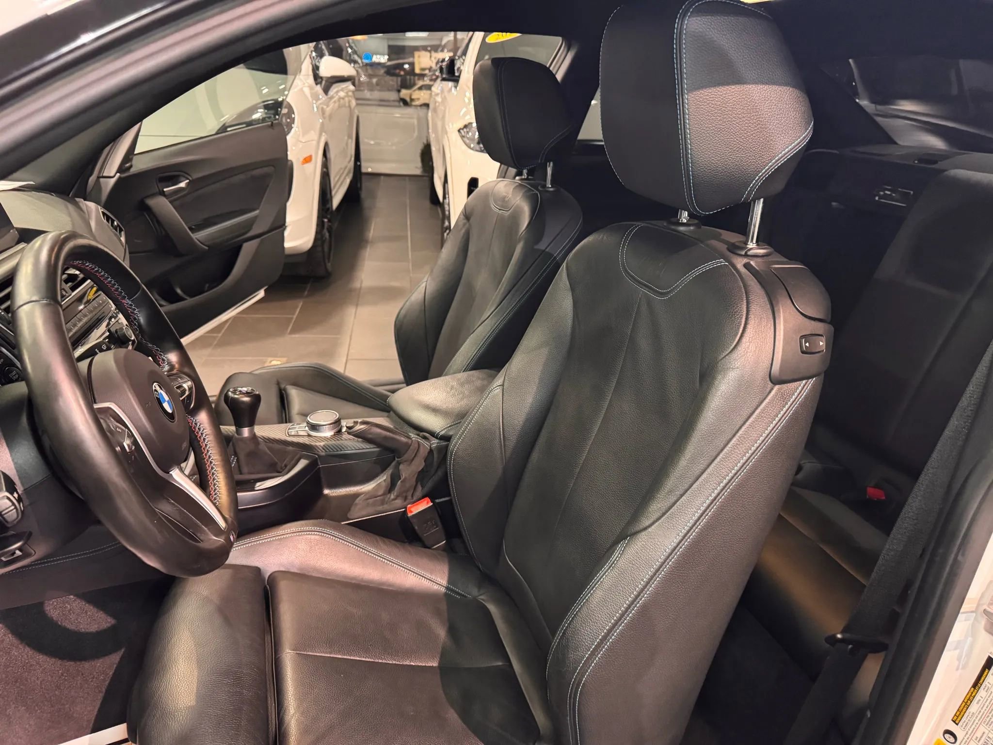 Used 2017 BMW M2 RWD image 13