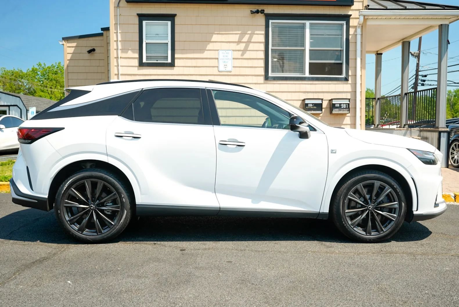 Used 2023 Lexus RX 350 F Sport w/ Accessory Package AWD/4WD image 4