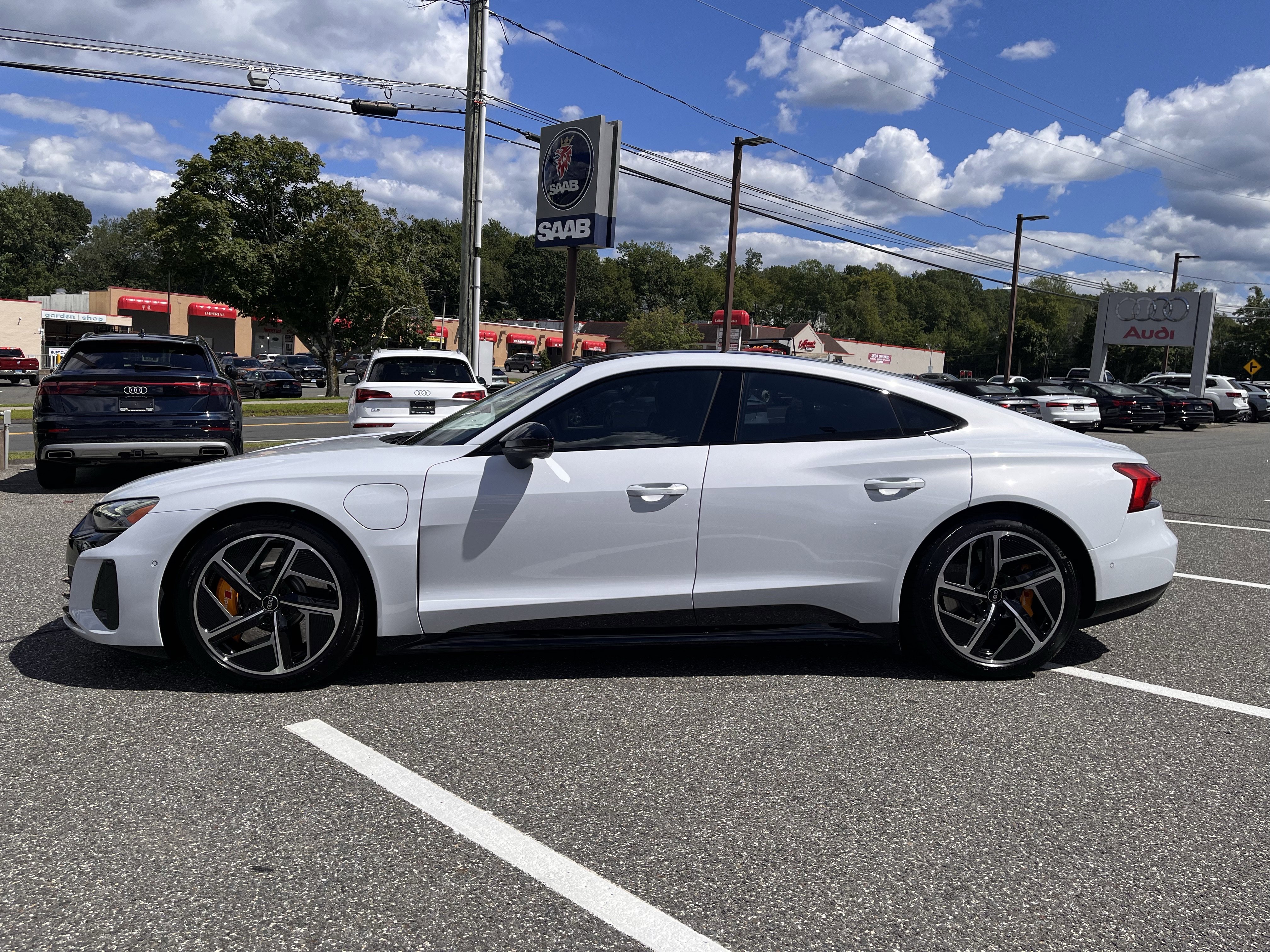 Certified 2023 Audi RS e-tron GT w/ Carbon Performance Package image 3