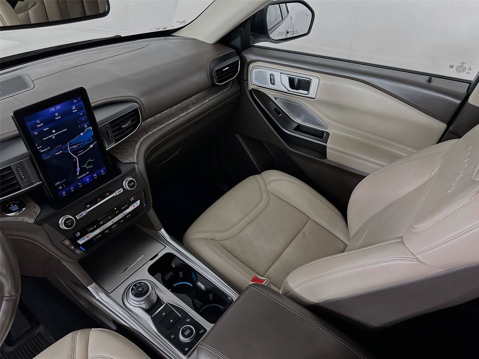 Used 2020 Ford Explorer Platinum w/ Premium Technology Package AWD/4WD image 26