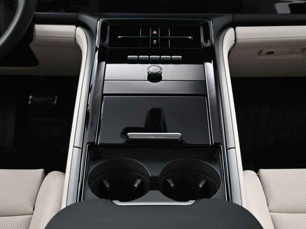 Used 2026 Porsche Panamera 4 image 10