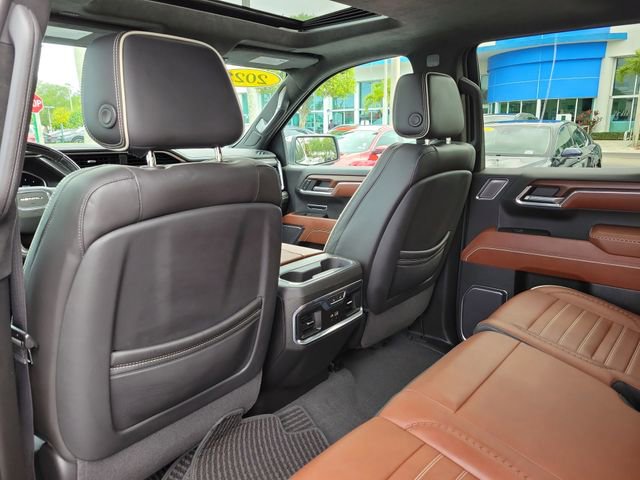 Used 2023 GMC Sierra 1500 Denali Ultimate image 10