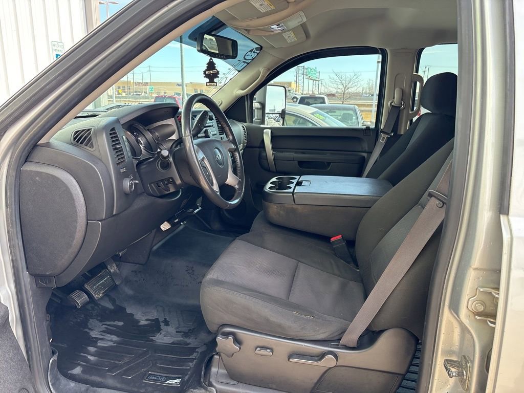 Used 2011 Chevrolet Silverado 1500 LT w/ All-Star Edition image 12