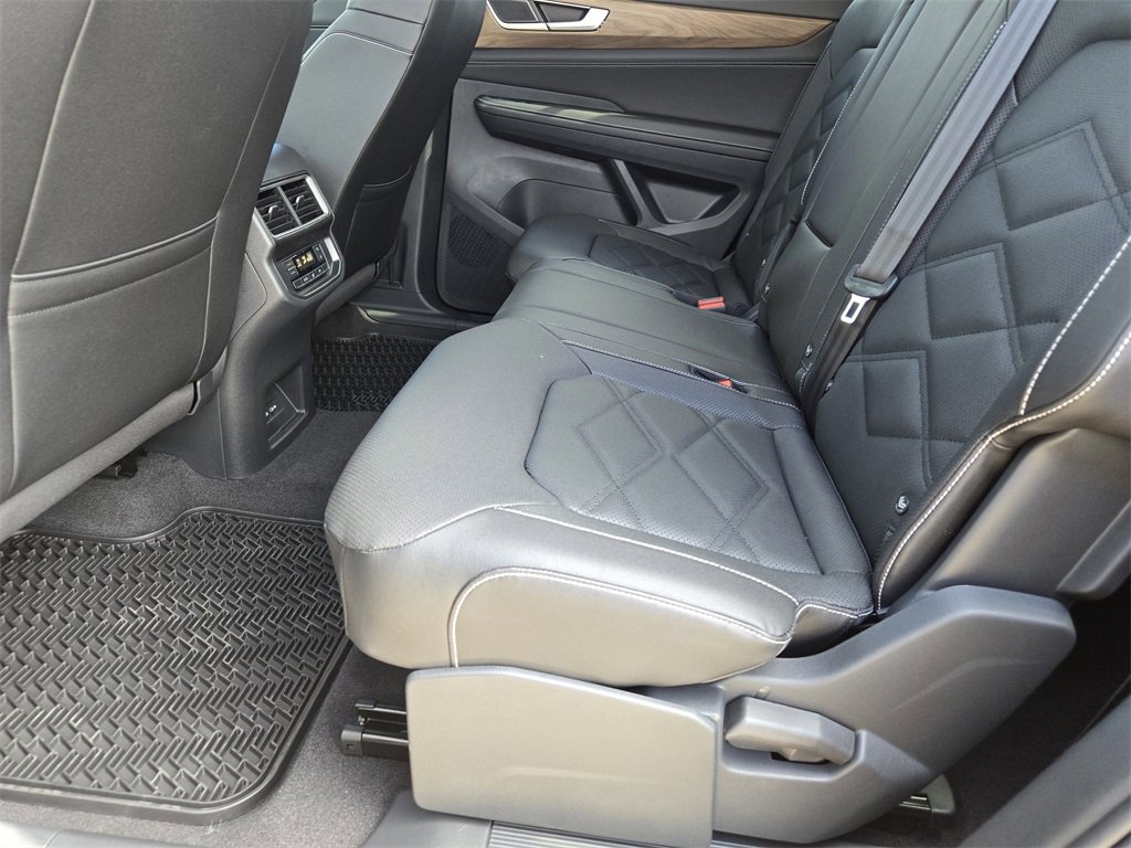 New 2026 Volkswagen Atlas SE image 21