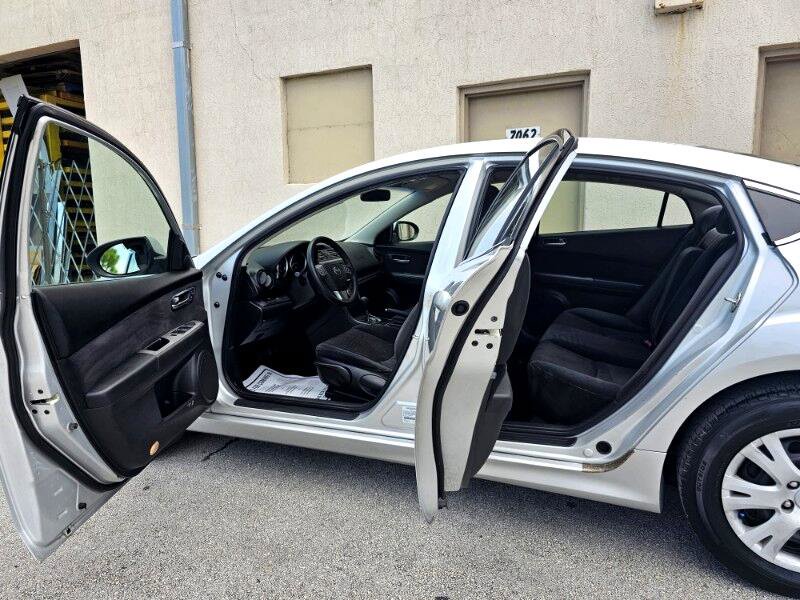Used 2009 MAZDA MAZDA6 i Sport image 16