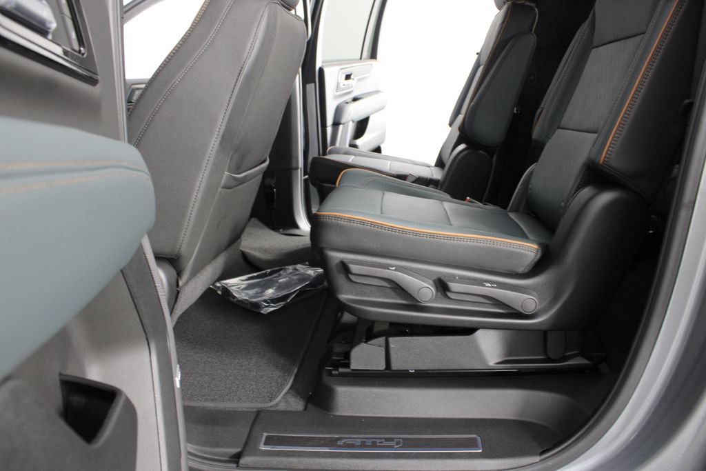New 2026 GMC Yukon XL AT4 AWD/4WD image 20
