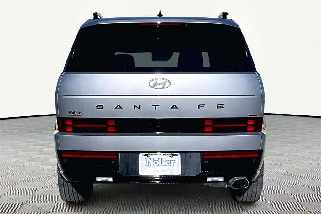 Used 2025 Hyundai Santa Fe Calligraphy image 4