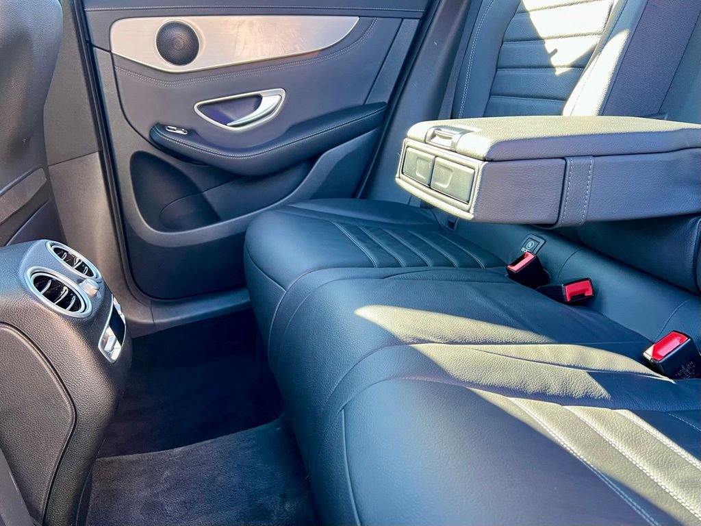 Certified 2021 Mercedes-Benz GLC 43 AMG 4MATIC image 19