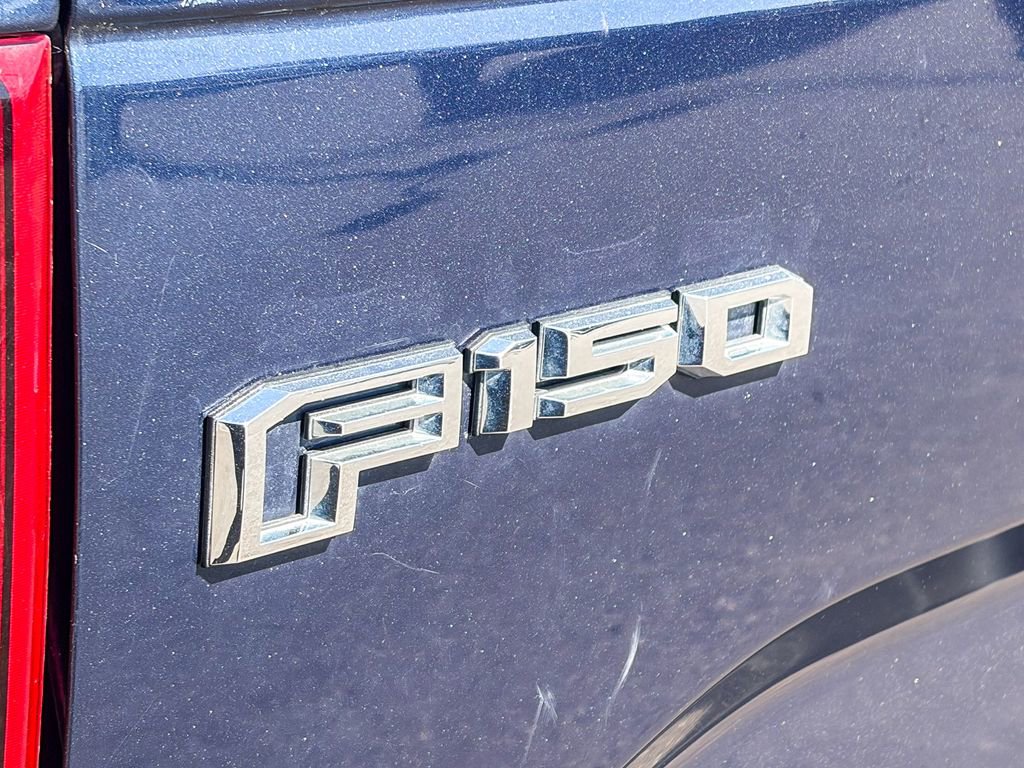 Used 2015 Ford F150 XLT w/ Equipment Group 302A Luxury image 9