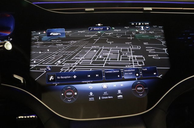 Used 2024 Mercedes-Benz EQE AMG 4MATIC SUV image 30