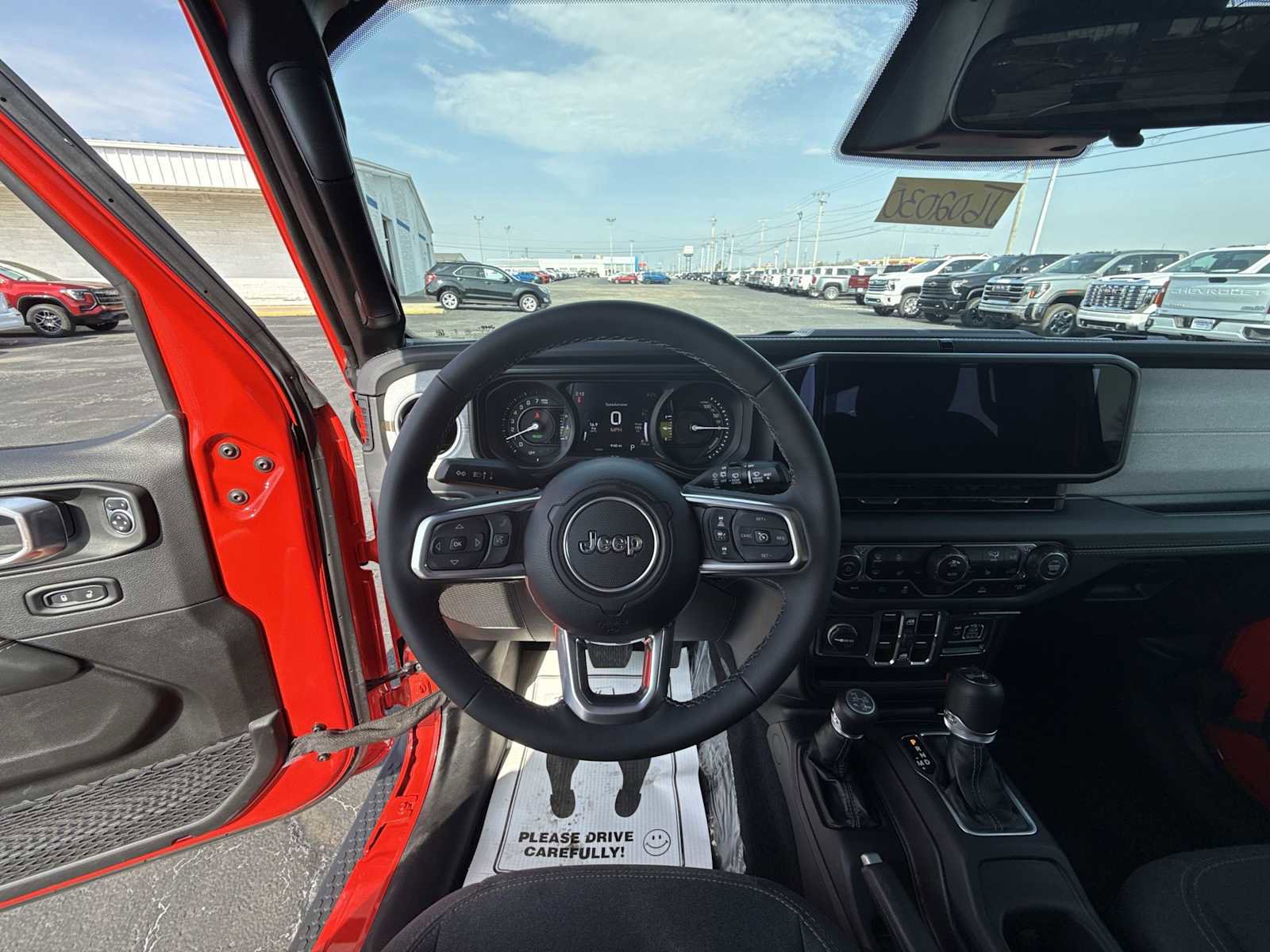 Used 2025 Jeep Wrangler Unlimited Sahara AWD/4WD image 11