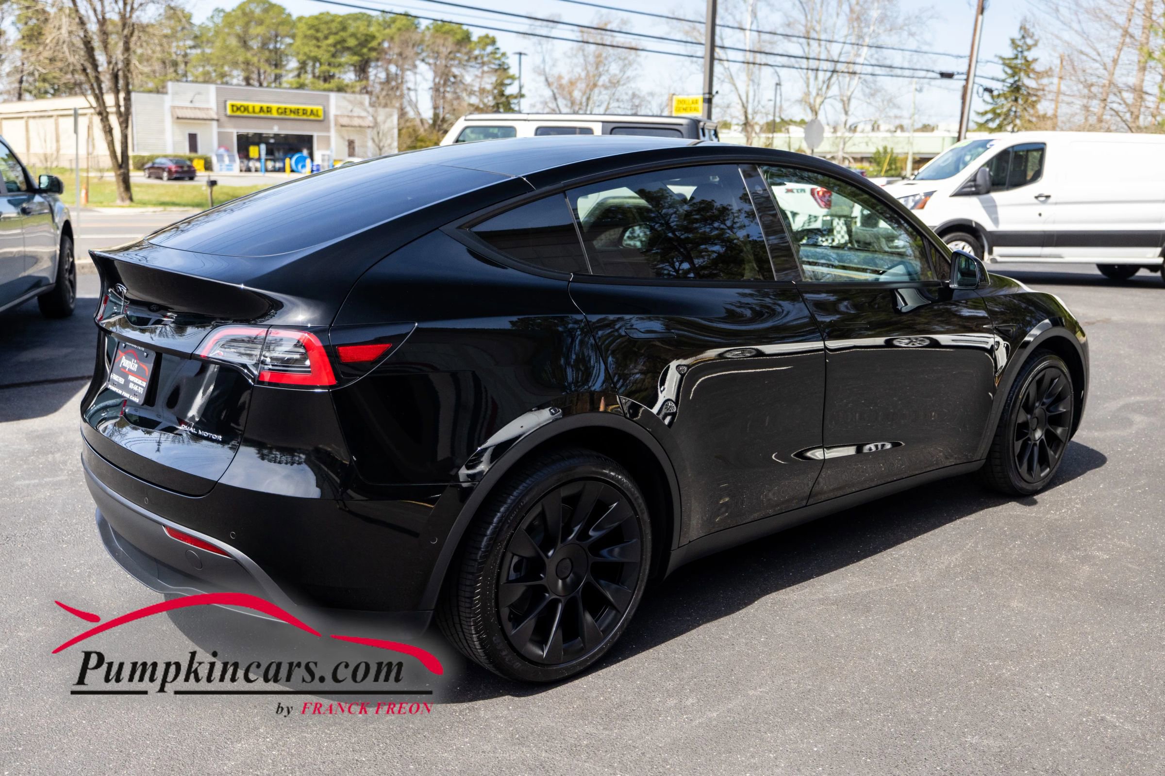 Used 2022 Tesla Model Y Long Range image 3