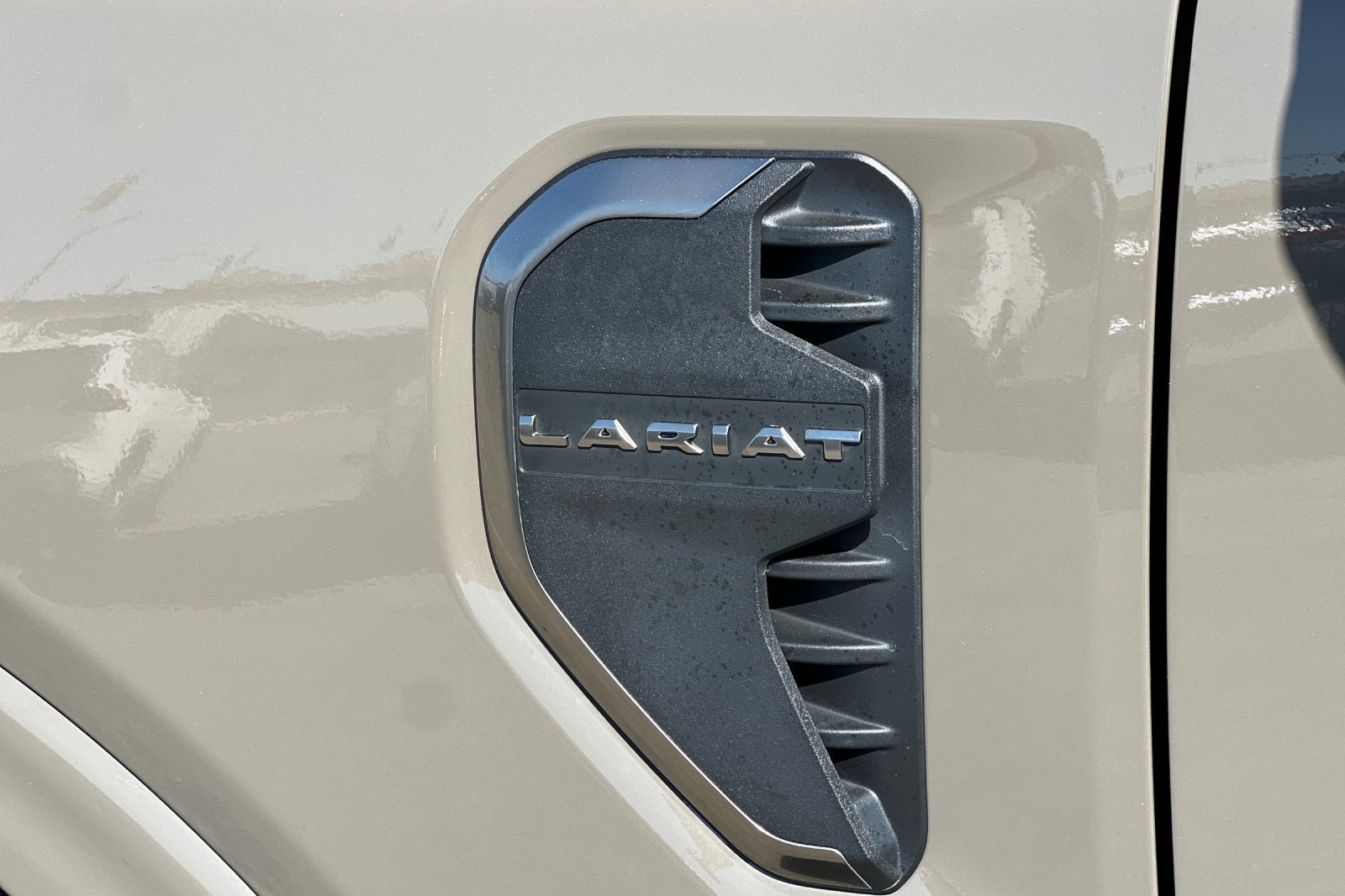 Certified 2025 Ford Ranger Lariat w/ FX4 Off-Road Package AWD/4WD image 29