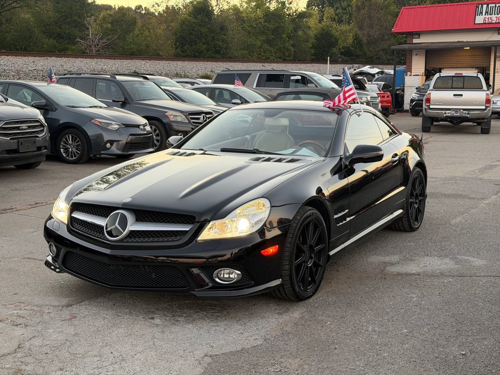 Used 2011 Mercedes-Benz SL 550 image 1