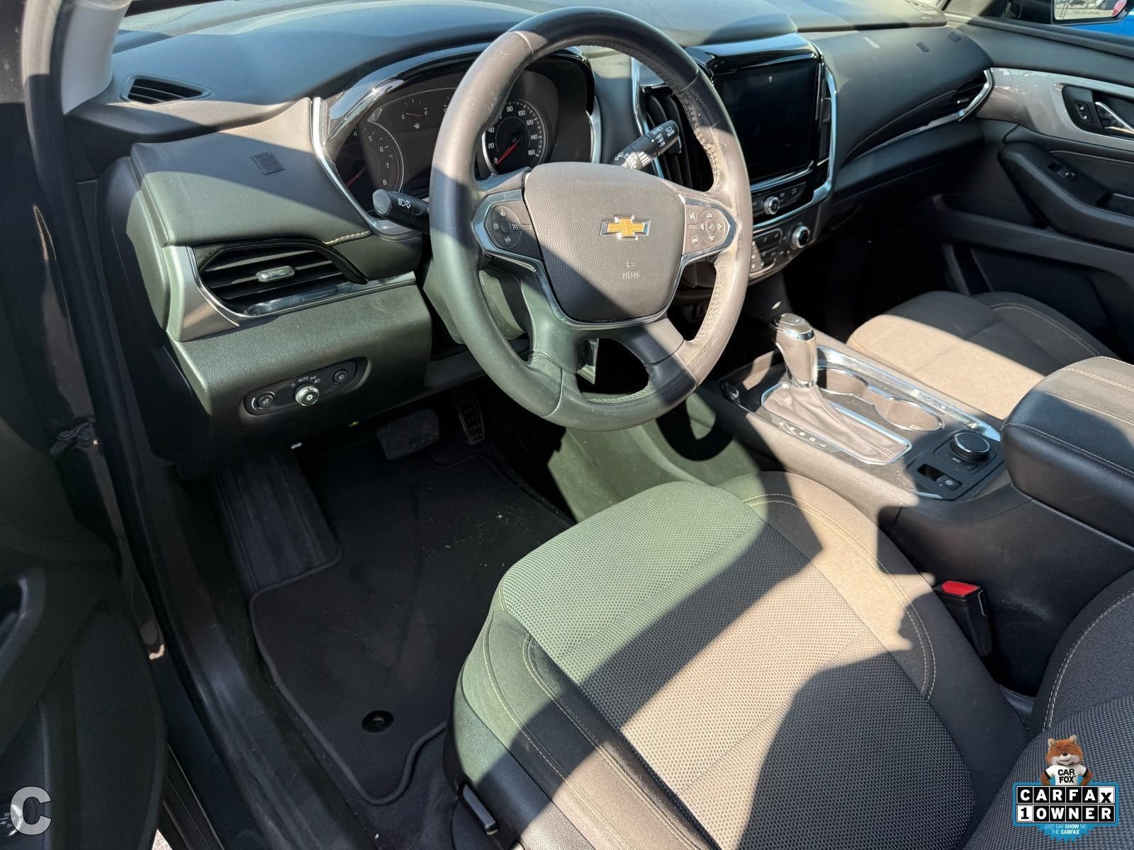 Used 2020 Chevrolet Traverse LT FWD image 12