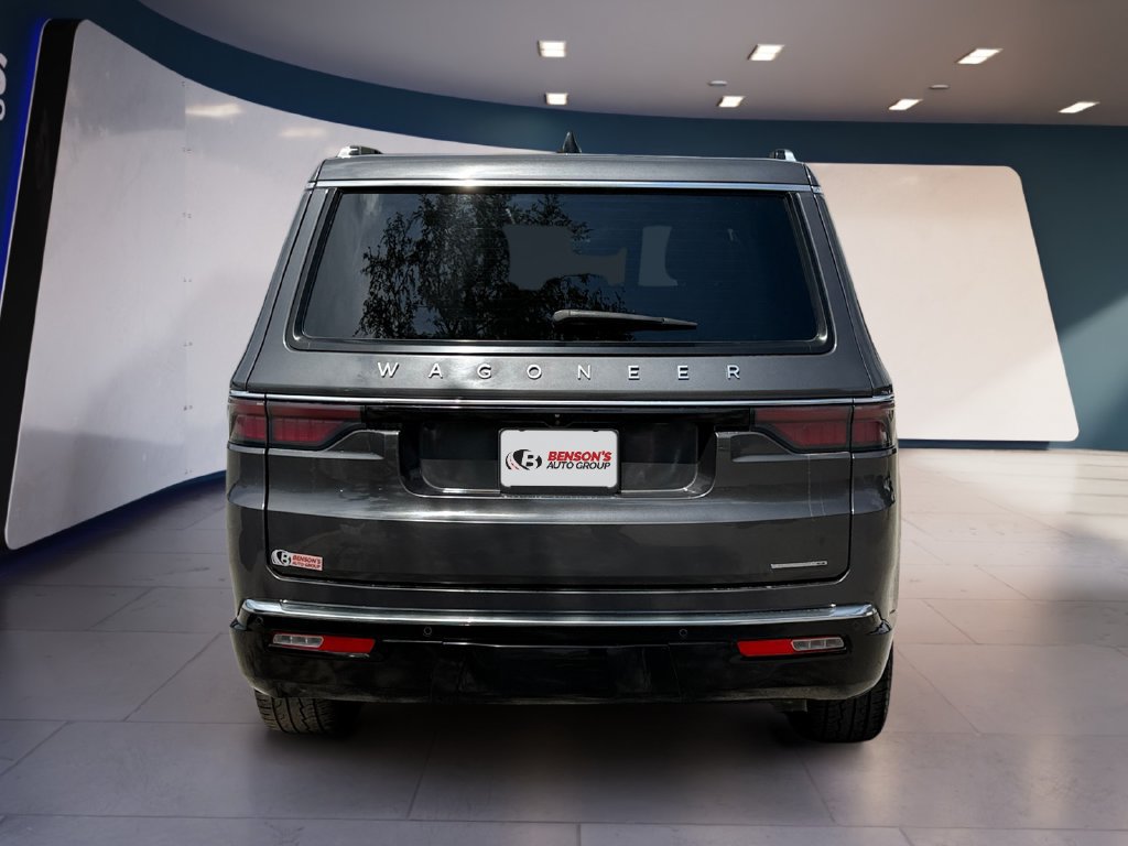 Used 2024 Jeep Wagoneer Series II w/ Flexible Seating Group AWD/4WD image 4