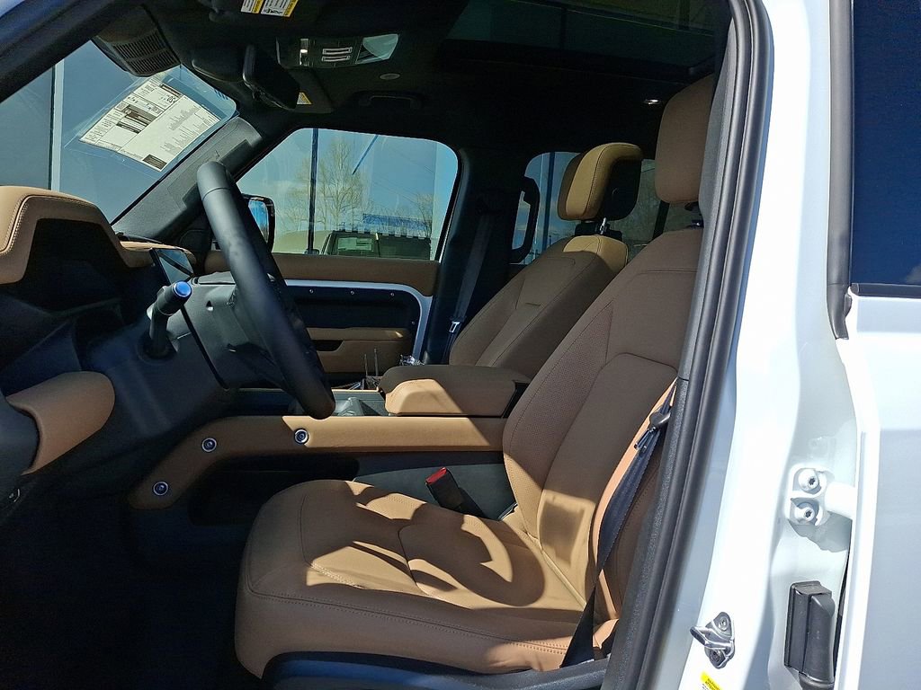 New 2026 Land Rover Defender 110 X-Dynamic SE AWD/4WD image 9