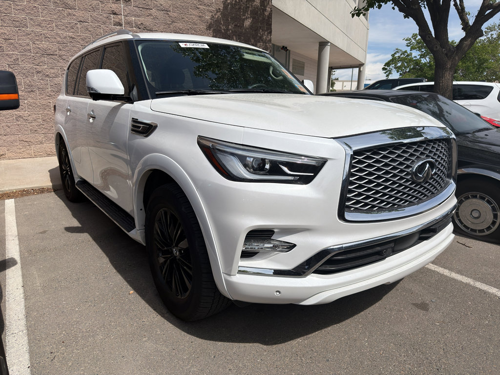 Used 2023 INFINITI QX80 Luxe w/ Cargo Package image 3