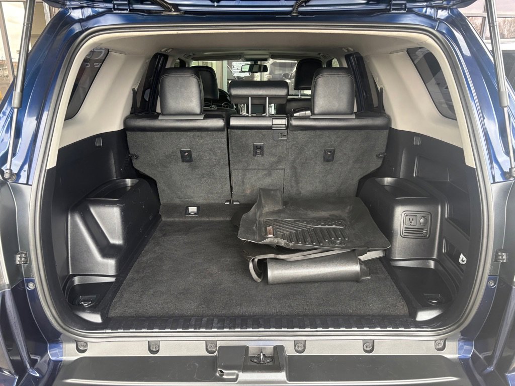 Used 2019 Toyota 4Runner SR5 Premium AWD/4WD image 30