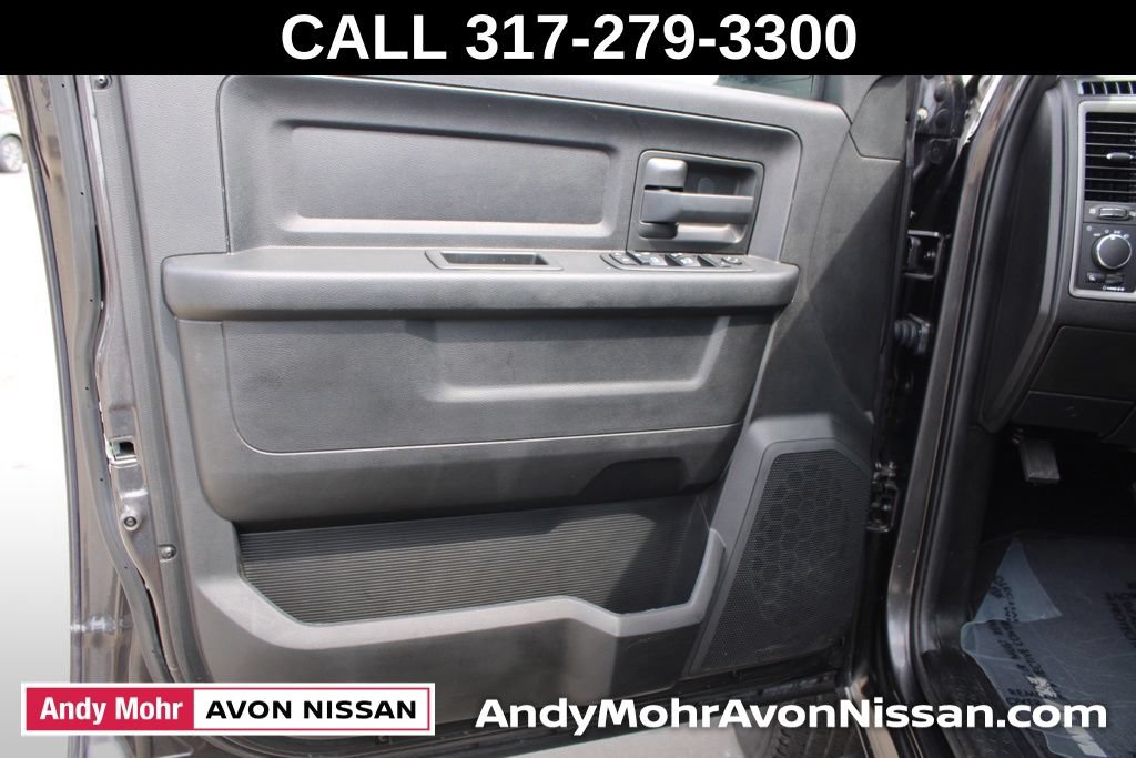 Used 2018 RAM 2500 Tradesman w/ Chrome Appearance Group AWD/4WD image 16
