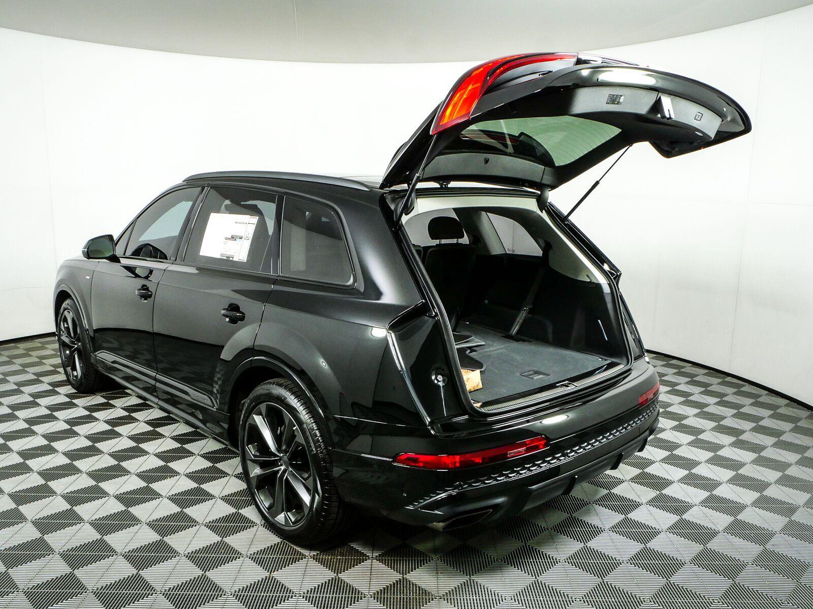 New 2026 Audi Q7 Premium Plus AWD/4WD image 36