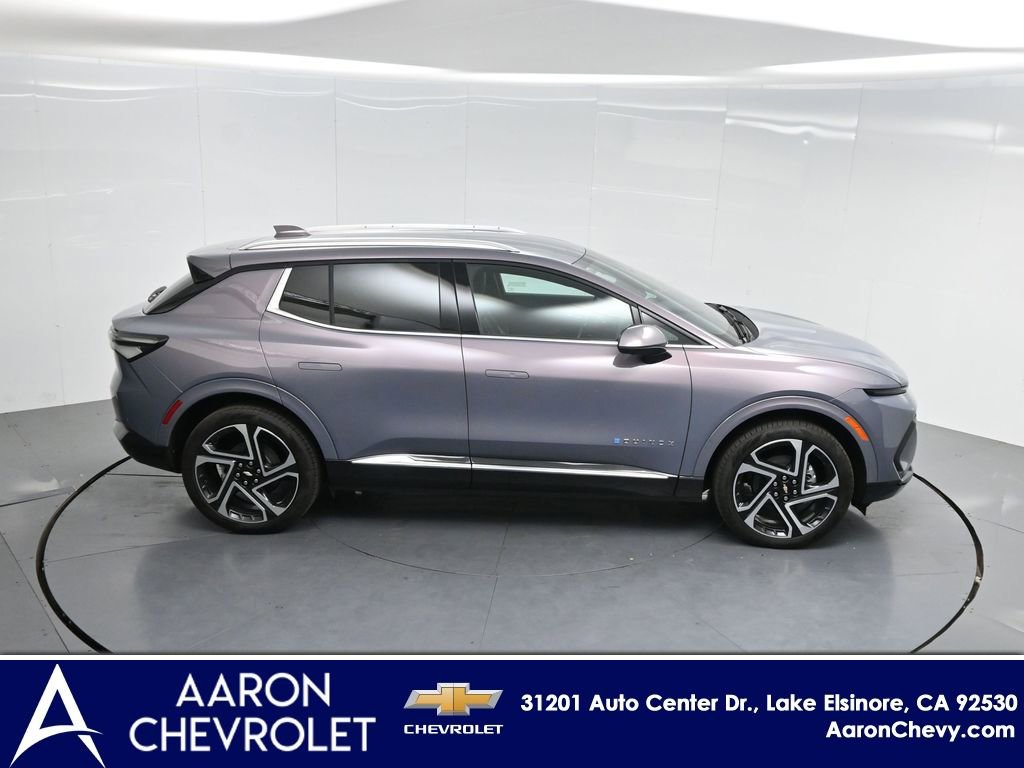 New 2025 Chevrolet Equinox EV LT w/ Convenience Package II image 47