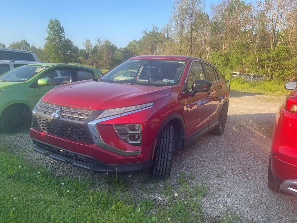 Used 2023 Mitsubishi Eclipse Cross LE AWD/4WD image 2