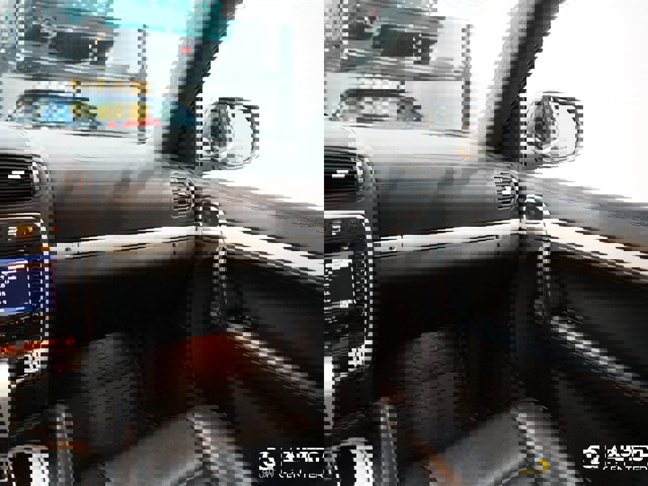 Used 2008 Porsche Cayenne Turbo image 24