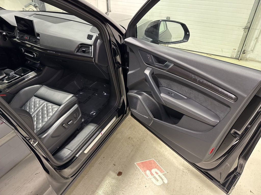 Used 2024 Audi SQ5 Prestige image 43
