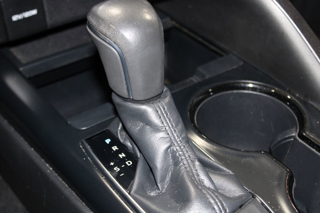 Used 2018 Toyota Camry SE image 28