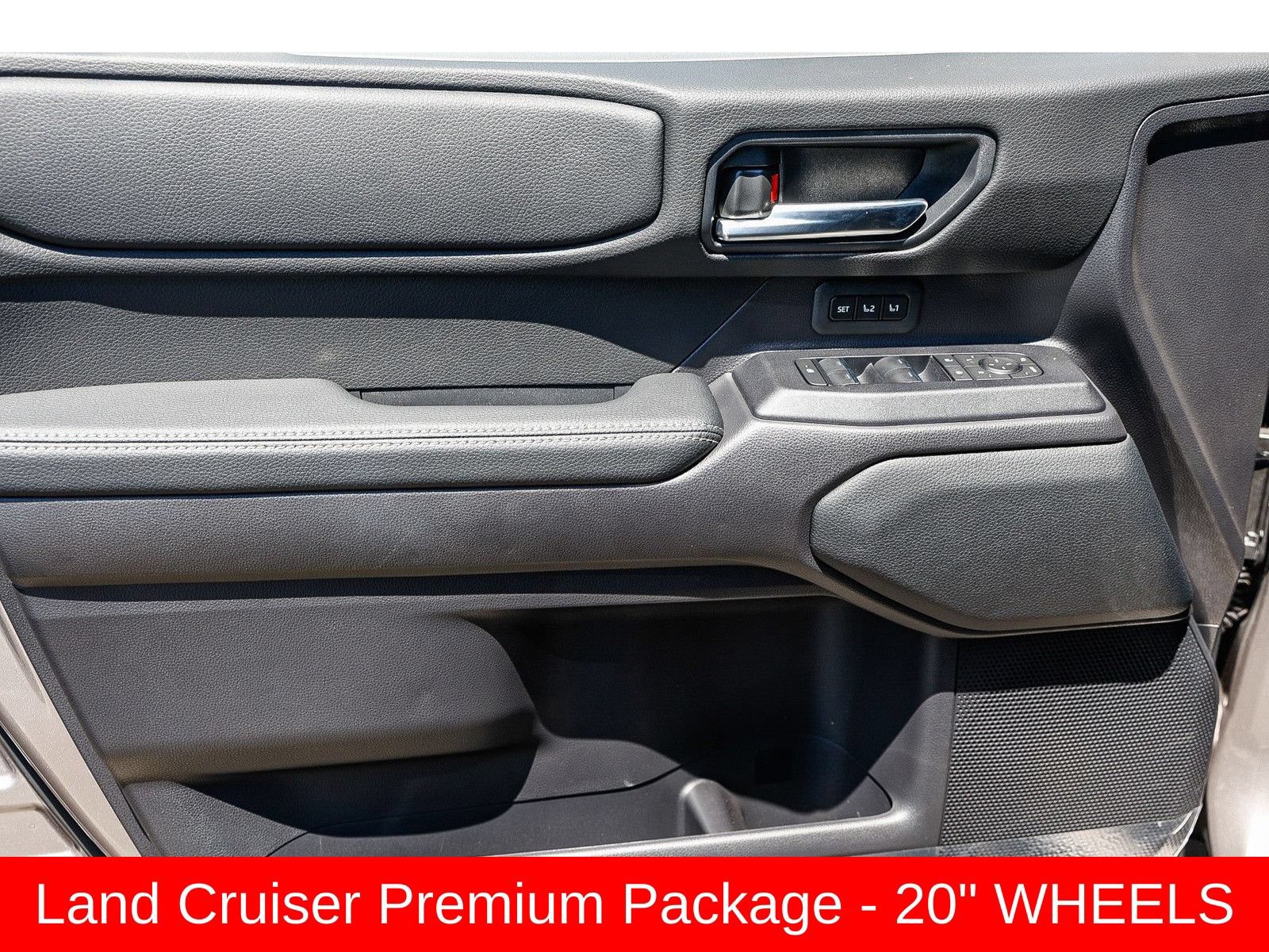 Used 2026 Toyota Land Cruiser w/ Premium Package AWD/4WD image 22