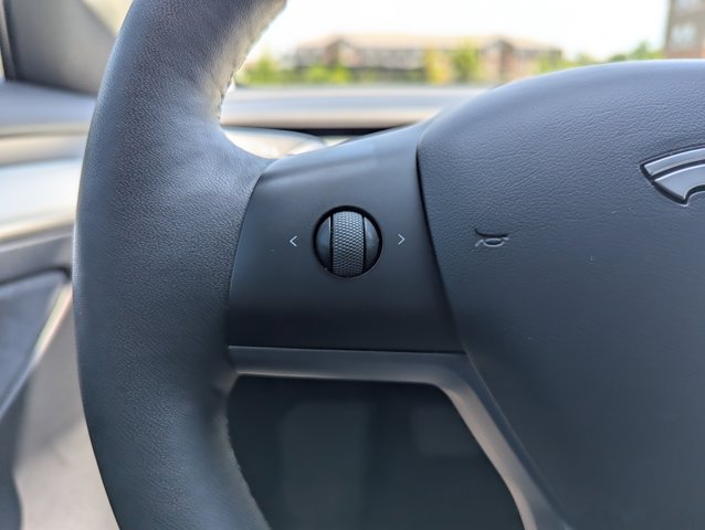 Used 2023 Tesla Model 3 Standard Range RWD image 13