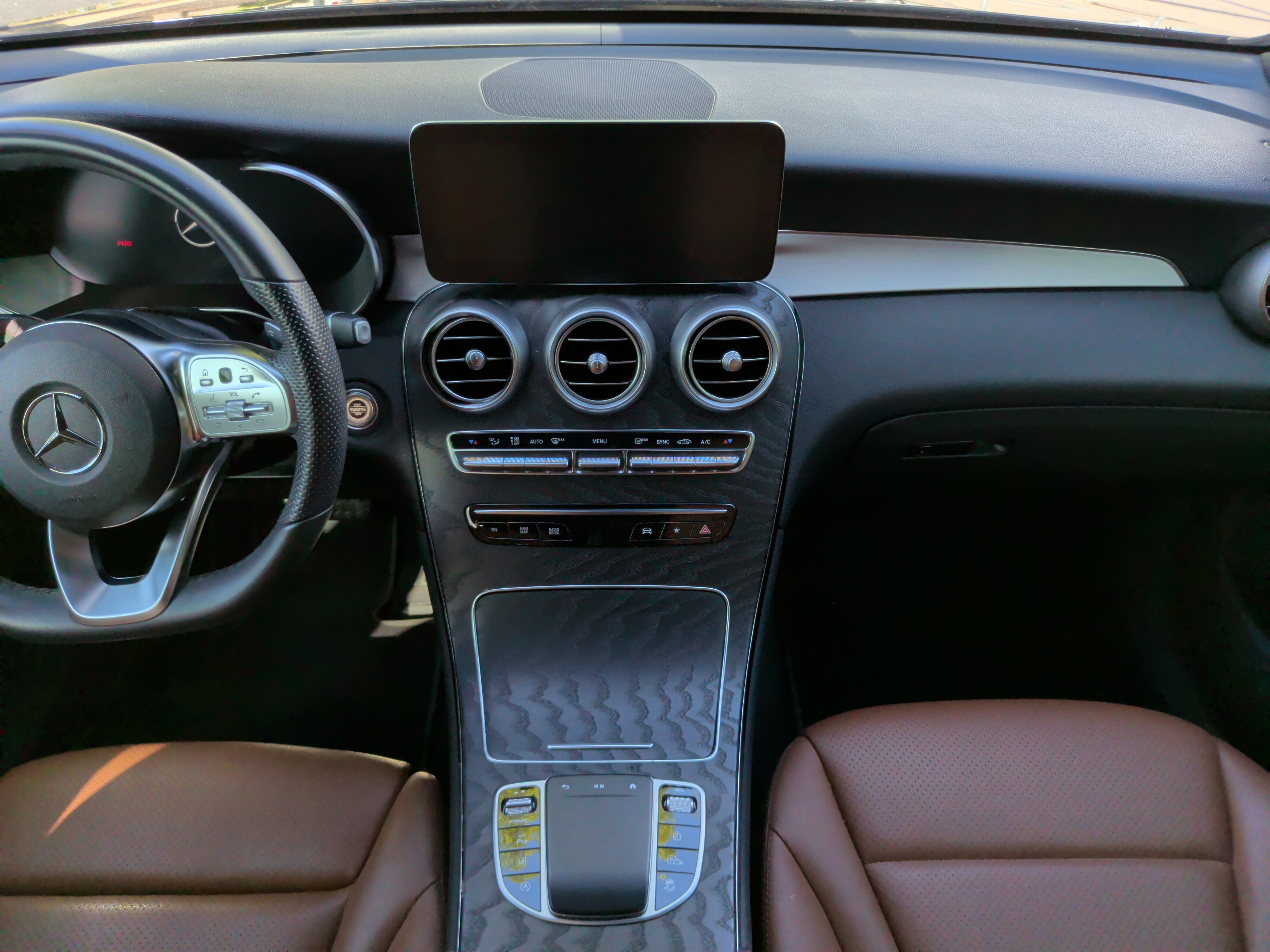 Used 2021 Mercedes-Benz GLC 300 4MATIC Coupe image 33